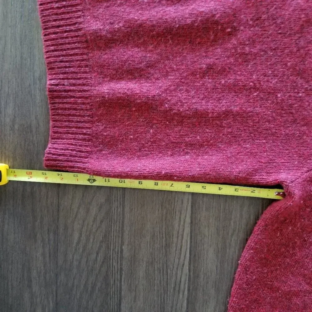 Women's L.L.Bean Sweater Red Crew Neck 85% Wool Size Large Winter Warm! - Picture 5 of 8